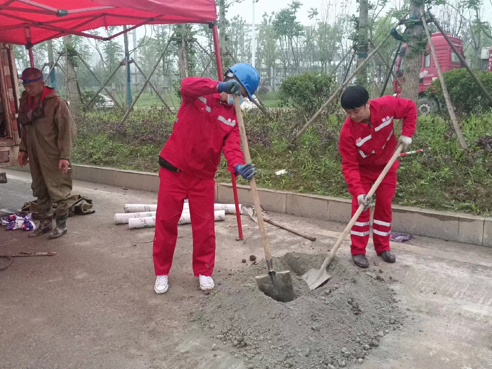 兴文管道疏通哪家好】及时进行市政管道清淤