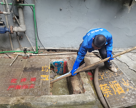 兴文清掏化粪池